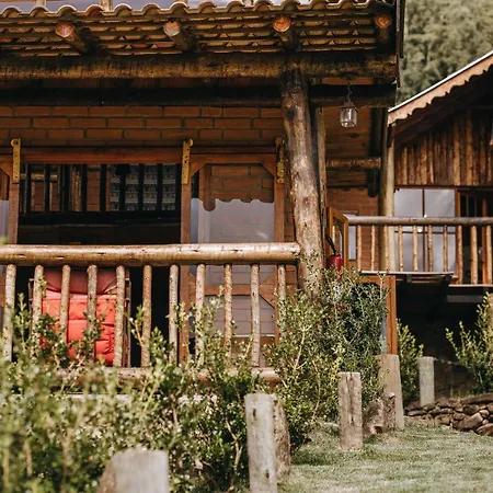 Chale Refugio Da Pedra Sp Villa Sao Bento do Sapucai Exterior photo