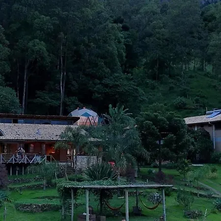 Chale Refugio Da Pedra Sp Villa Sao Bento do Sapucai Exterior photo